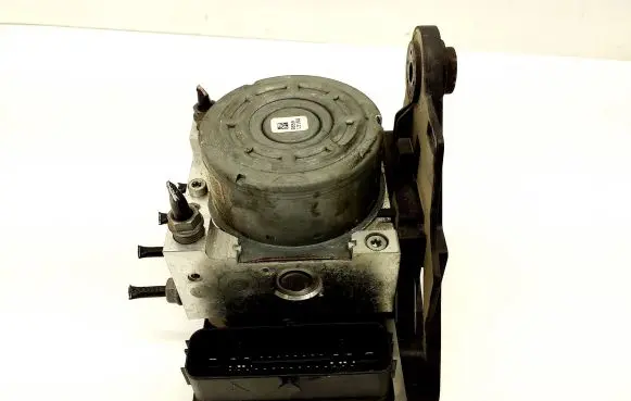 Skoda Octavia Mk3 (5E) ABS Pump 3Q0614517AB 3Q0907379AB