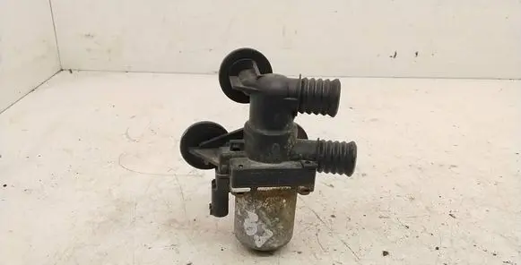 BMW 3 E46 Coolant heater control valve 1147412144 64118369605