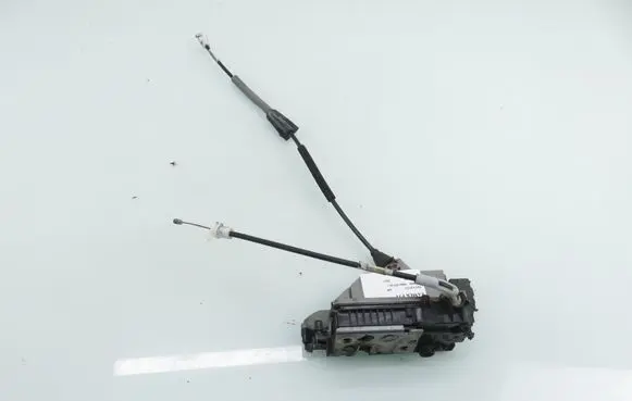 Peugeot 208 I Rear door lock 9688080980