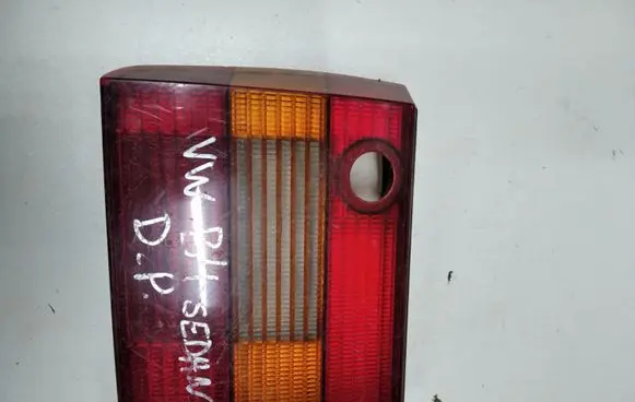 Volkswagen PASSAT B4 Tailgate rear/tail lights