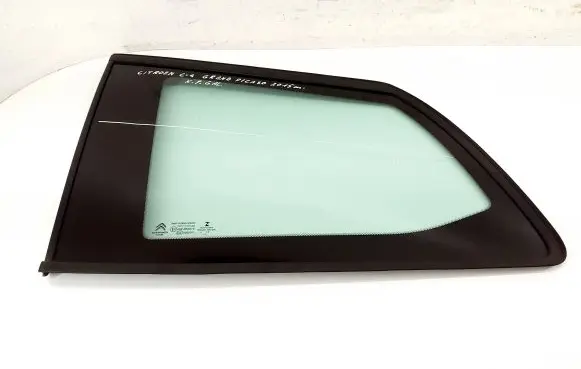 Citroen C4 II Picasso Rear side window