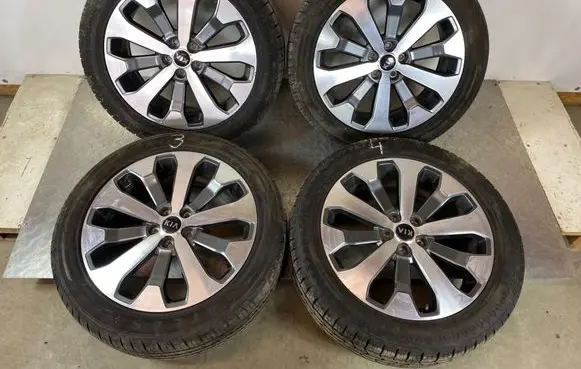 KIA Telluride R20 alloy rim 