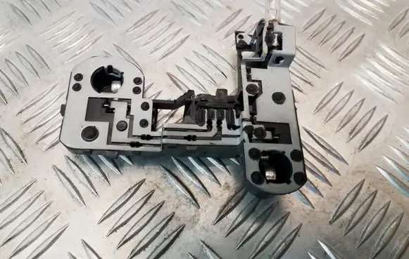 Tail light part