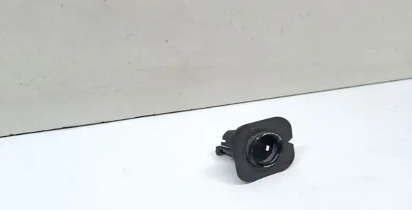 BMW 5 E60 E61 Front parking sensor holder (PDC) 7897200