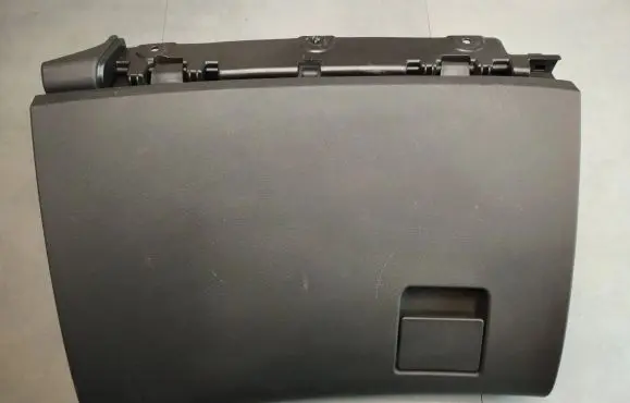 Opel Insignia A Dashboard storage box/compartment 332910517