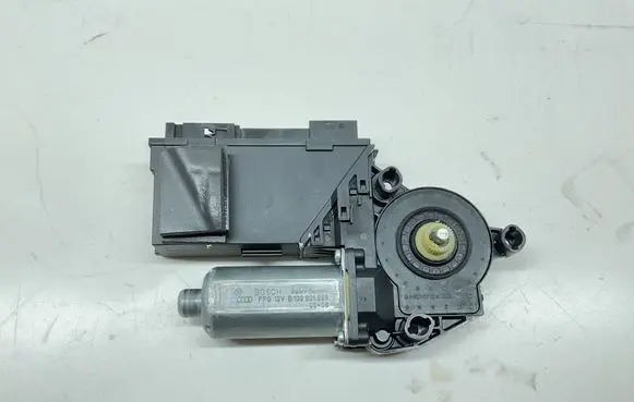 Bentley Flying Spur Front door window regulator motor 8E2959802F