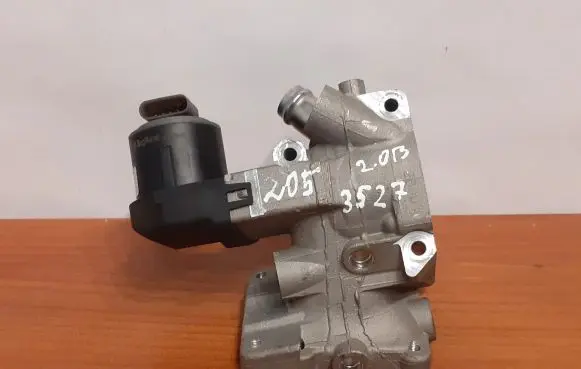 Mercedes-Benz C W205 EGR valve 3527 A2741420519