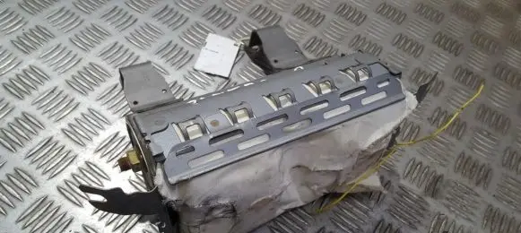Mitsubishi Pajero Passenger airbag mr402459 b00871601p57