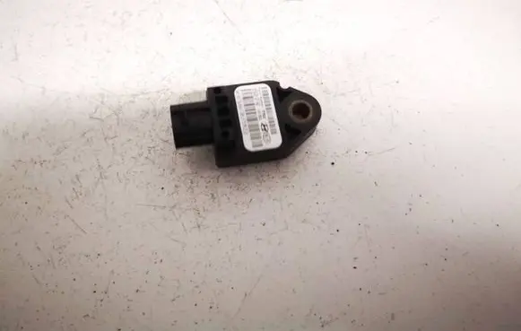 Mitsubishi Colt Airbag deployment crash/impact sensor 959202F100 95920-2F100