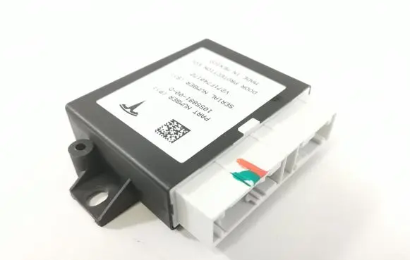Tesla Model X Door control unit/module 1055891-00-D