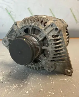 Volvo S40, V40 Generator/alternator 7700431945 2542315A
