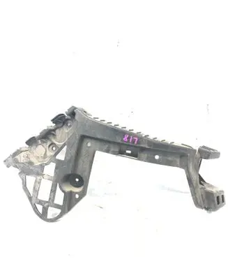 Renault Clio III Front bumper support beam 8200583031