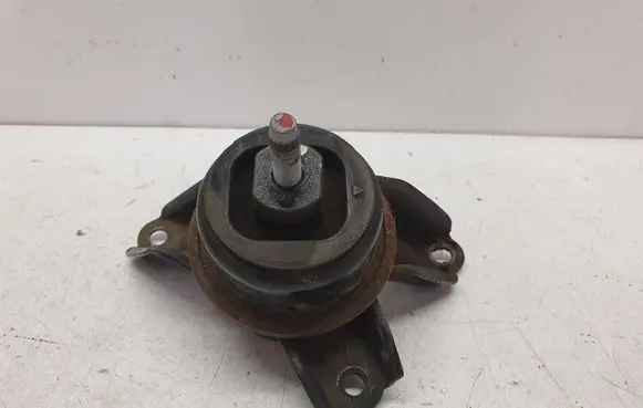Hyundai ix35 Engine mount bracket