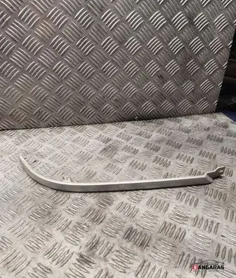 Under headlight/headlamp trim