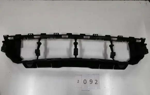 Mercedes-Benz EQE v295 Intercooler air channel guide A2958856802
