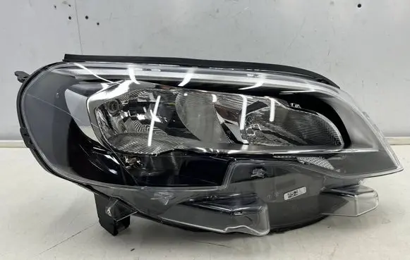 Peugeot Traveller Headlight/headlamp 9808572580