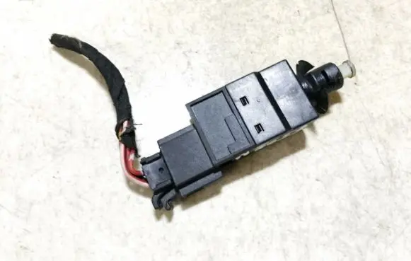 Mercedes-Benz A W168 Brake pedal sensor switch 6900e12