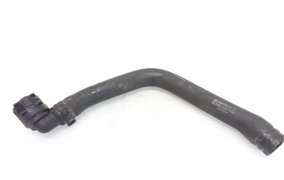Volkswagen Tiguan Engine coolant pipe/hose 5N0121073J