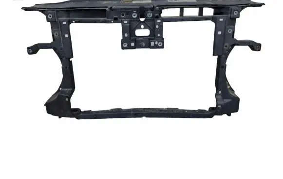 Volkswagen PASSAT B7 Radiator support slam panel 3AA805588