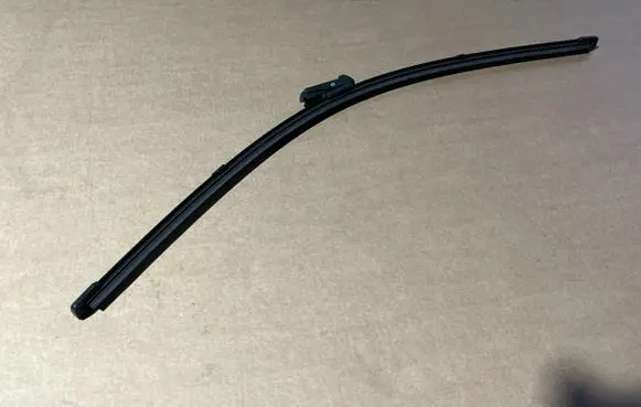 Land Rover Range Rover Evoque L538 Windshield/front glass wiper blade BJ321721 026319