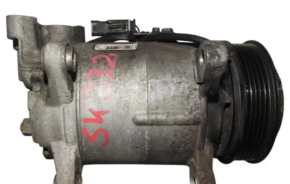 BMW 2 F46 Air conditioning (A/C) compressor (pump) 211375