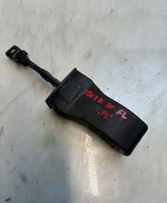 Seat Ibiza IV (6J,6P) Front door check strap stopper 321213