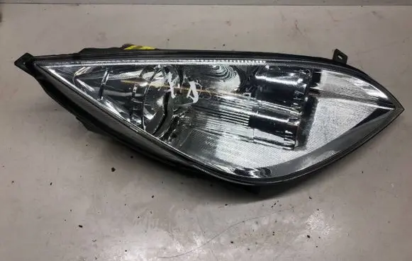 Mitsubishi Colt Headlight/headlamp 0301208202 MR957354