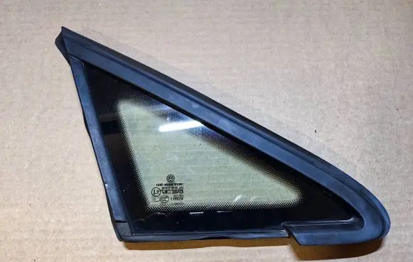 Volkswagen Golf VII Front triangle window/glass 5G0845412E 5G0845412E5AP
