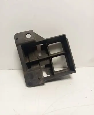 Mercedes-Benz Sprinter W906 Front bumper mounting bracket A9068850165 9068850165