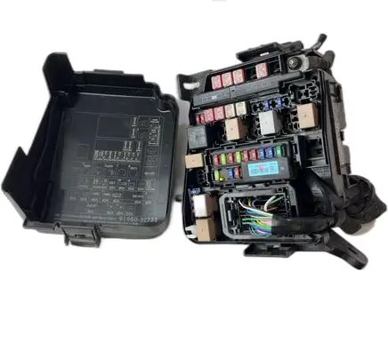 Hyundai i40 Fuse box set 919513X140