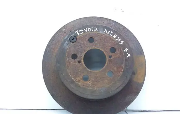 Toyota Avensis T250 Front brake disc