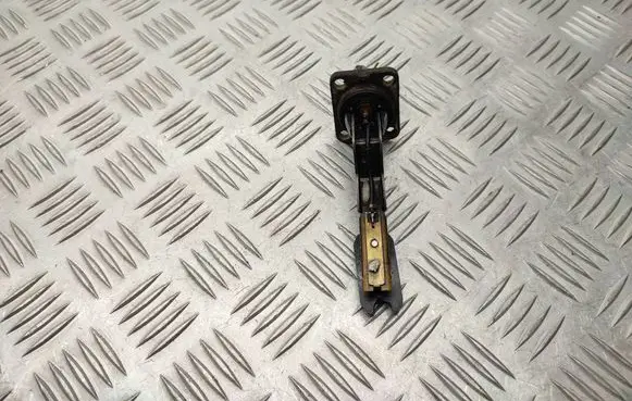 Toyota Avensis T250 Oil level sensor 