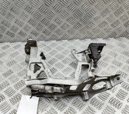 Mercedes-Benz C W205 Top upper radiator support slam panel A2056221700