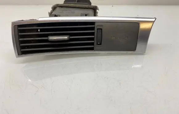Audi A6 S6 C6 4F Dashboard side air vent grill/cover trim 4F1820901C