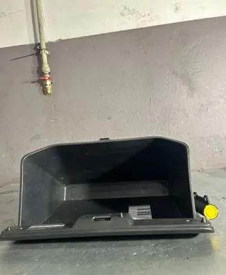 Toyota Corolla Verso AR10 Glove box 555510F010