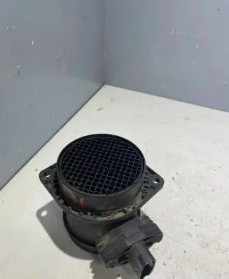 Volvo V70 Mass air flow meter 8670112 0280218108