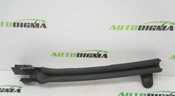 Peugeot 3008 II Rear door windshield rail 9811414680