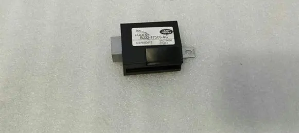 Land Rover Range Rover Evoque L538 Window wiper relay BJ3217509AC