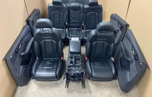 Audi Q7 4M Interior set 