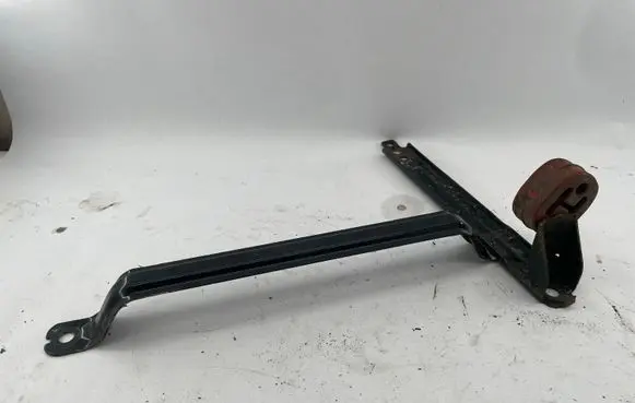 Audi TT TTS Mk2 Muffler mount bracket/holder 1K0253147 1K0253144AR 1K0253144AQ