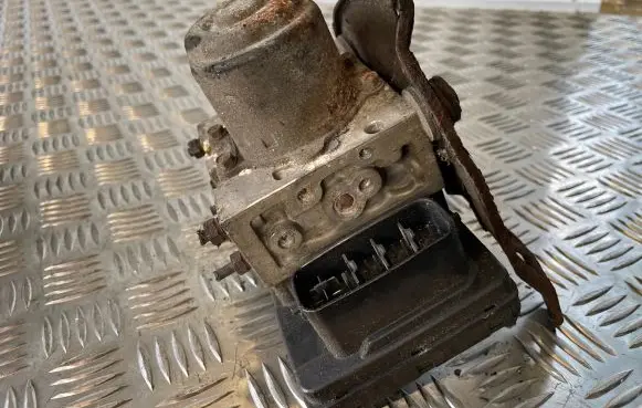 Toyota Corolla E110 ABS Pump 8954112120 4451012310 FJE1120381