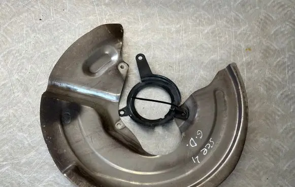 Renault Scenic IV - Grand scenic IV Rear brake disc plate dust cover 441515044R