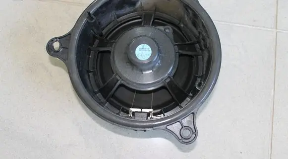 Renault Scenic II - Grand scenic II Front door speaker 281440014R 6INCH