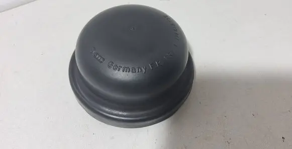 Volkswagen Golf III Headlight/headlamp dust cover 191512135