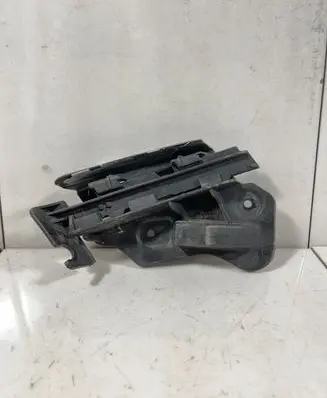 Volkswagen Golf Plus Front bumper mounting bracket 5K0807936