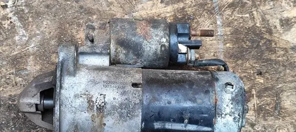 Opel Astra H Starter motor 903925 130541103