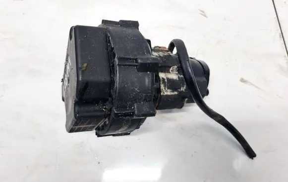 Mercedes-Benz C W203 Secondary air pump A0001403785 0580000011