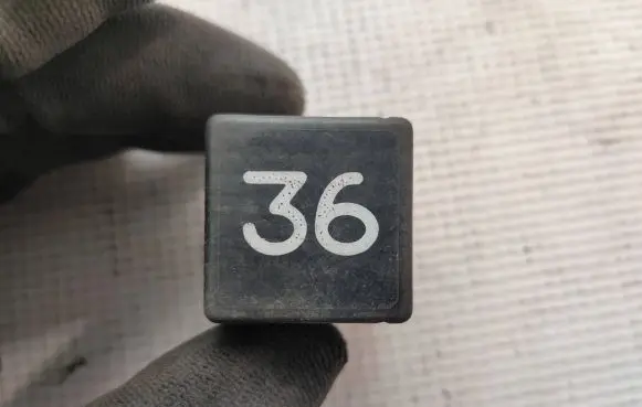 Audi A4 S4 B5 8D Other relay 3A0951307 3SB00488504