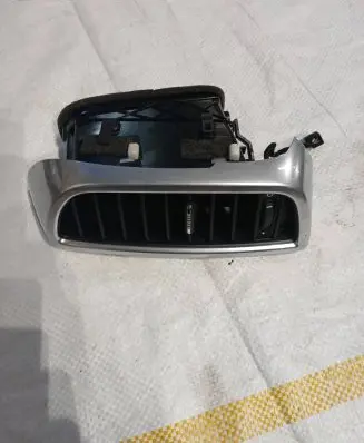 Porsche Cayenne (92A) Dash center air vent grill 7P5819728E 25112014 503524