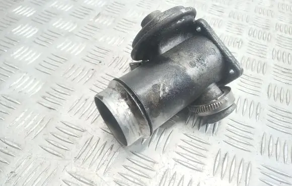 BMW 1 E81 E87 EGR valve 7792077